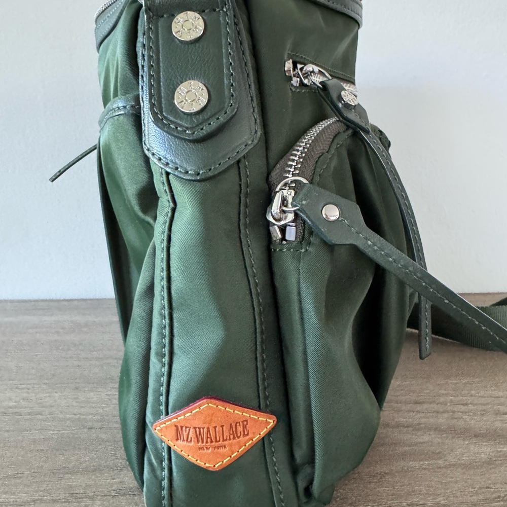 MZ WALLACE Forest Green Multi Zip Adjustable Crossbody Bag. Excellent Condition - Picture 3 of 12